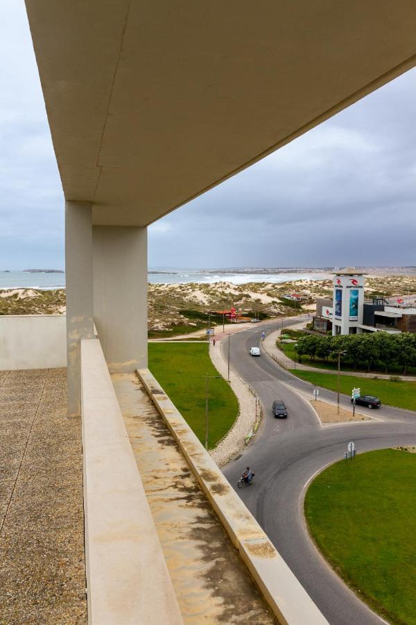 Alojamento Nuno Moco Apartment Peniche Exterior photo